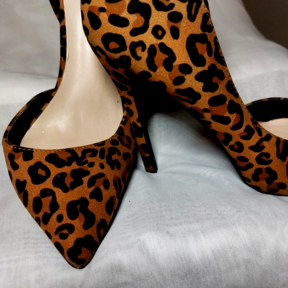 Leopard Pumps DEETRA - Picture 4 of 8